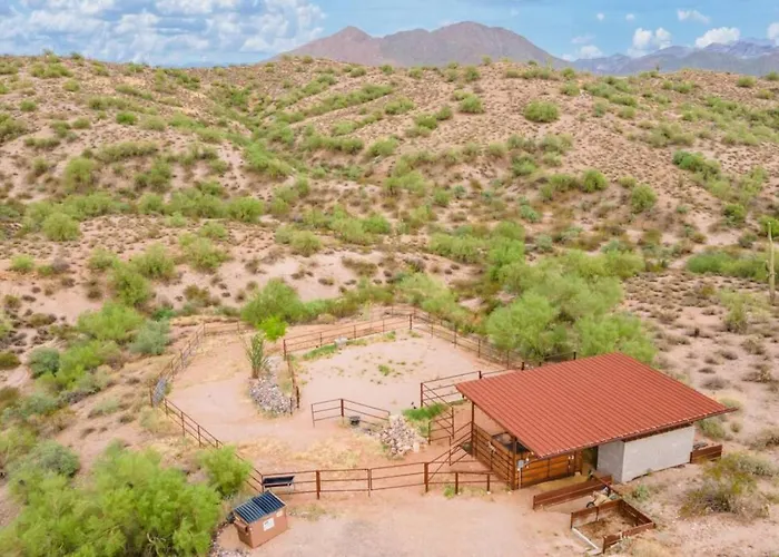 Holiday home Stunning Secluded Ranch, Sleeps 6 Comfortably, Pool & Jacuzzi Fountain Hills