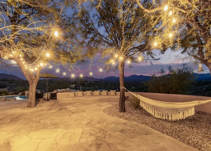 Holiday home Stunning Secluded Ranch, Sleeps 6 Comfortably, Pool & Jacuzzi