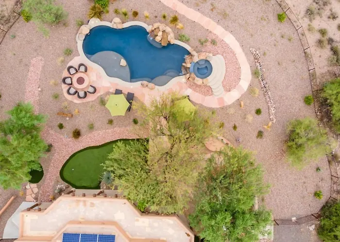 Stunning Secluded Ranch, Sleeps 6 Comfortably, Pool & Jacuzzi * Fountain Hills