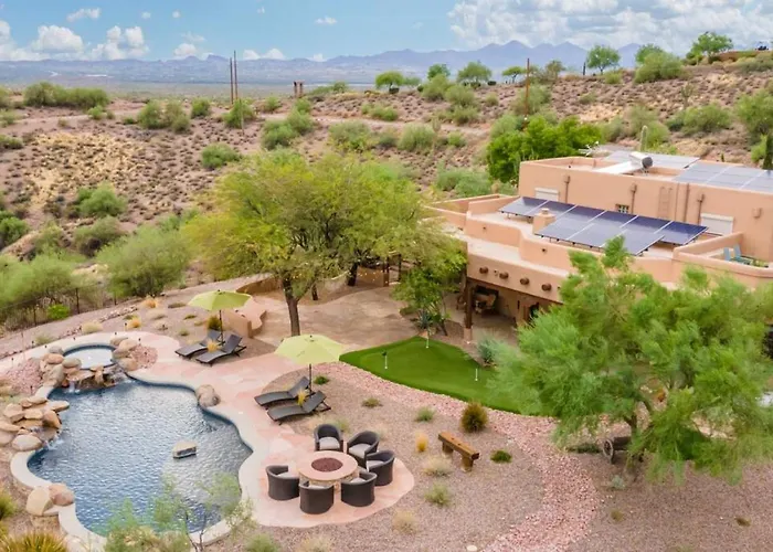 Stunning Secluded Ranch, Sleeps 6 Comfortably, Pool & Jacuzzi Holiday home Fountain Hills