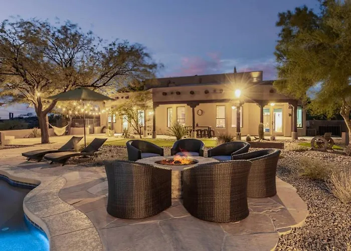 Holiday home Stunning Secluded Ranch, Sleeps 6 Comfortably, Pool & Jacuzzi