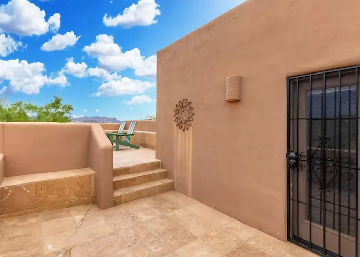 Stunning Secluded Ranch, Sleeps 6 Comfortably, Pool & Jacuzzi * Fountain Hills