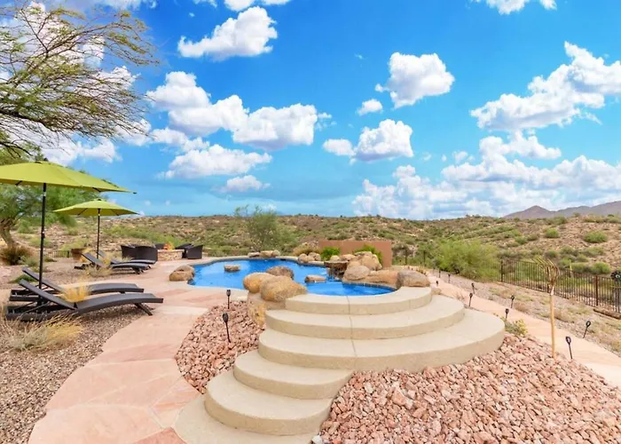 Holiday home Stunning Secluded Ranch, Sleeps 6 Comfortably, Pool & Jacuzzi *