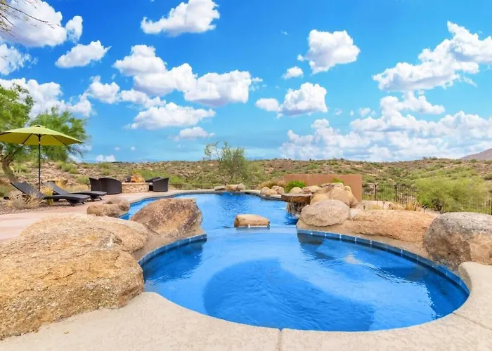 Holiday home Stunning Secluded Ranch, Sleeps 6 Comfortably, Pool & Jacuzzi
