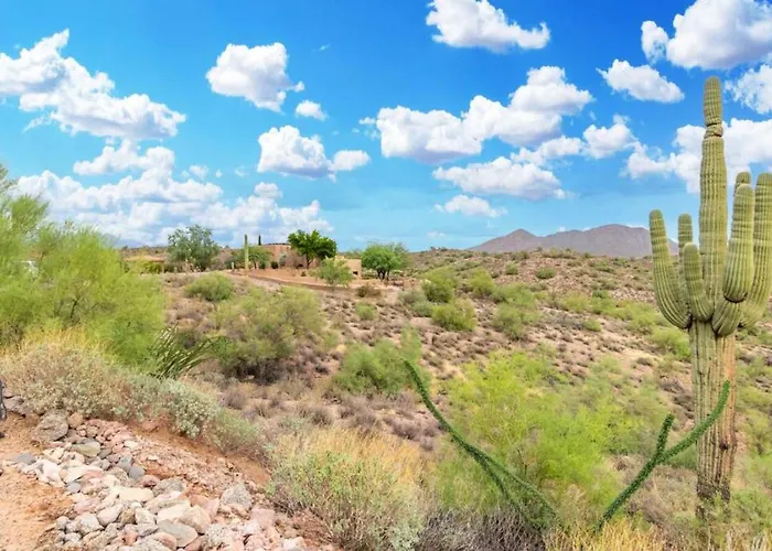 Holiday home Stunning Secluded Ranch, Sleeps 6 Comfortably, Pool & Jacuzzi